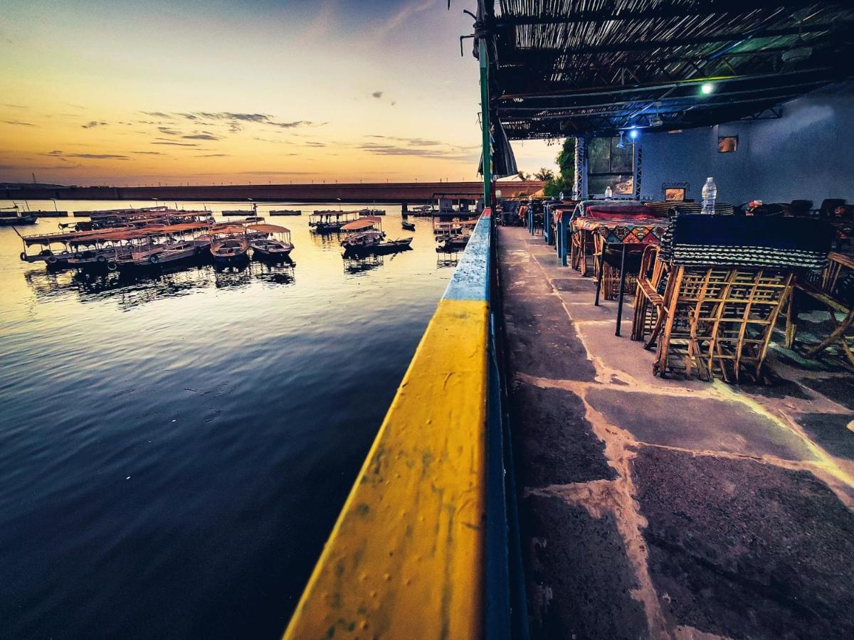 Takela Kato Guest House Aswan Bagian luar foto