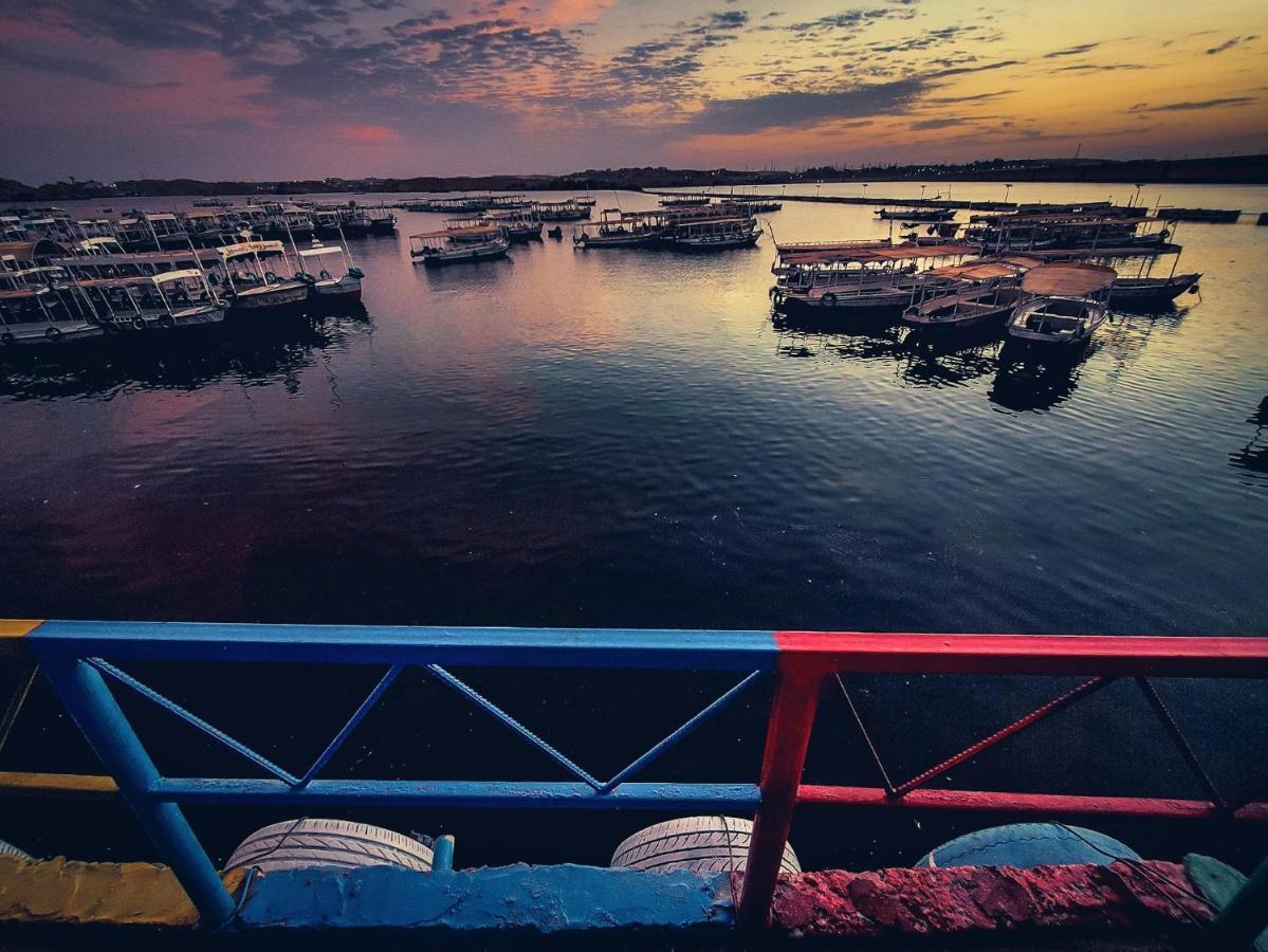 Takela Kato Guest House Aswan Bagian luar foto