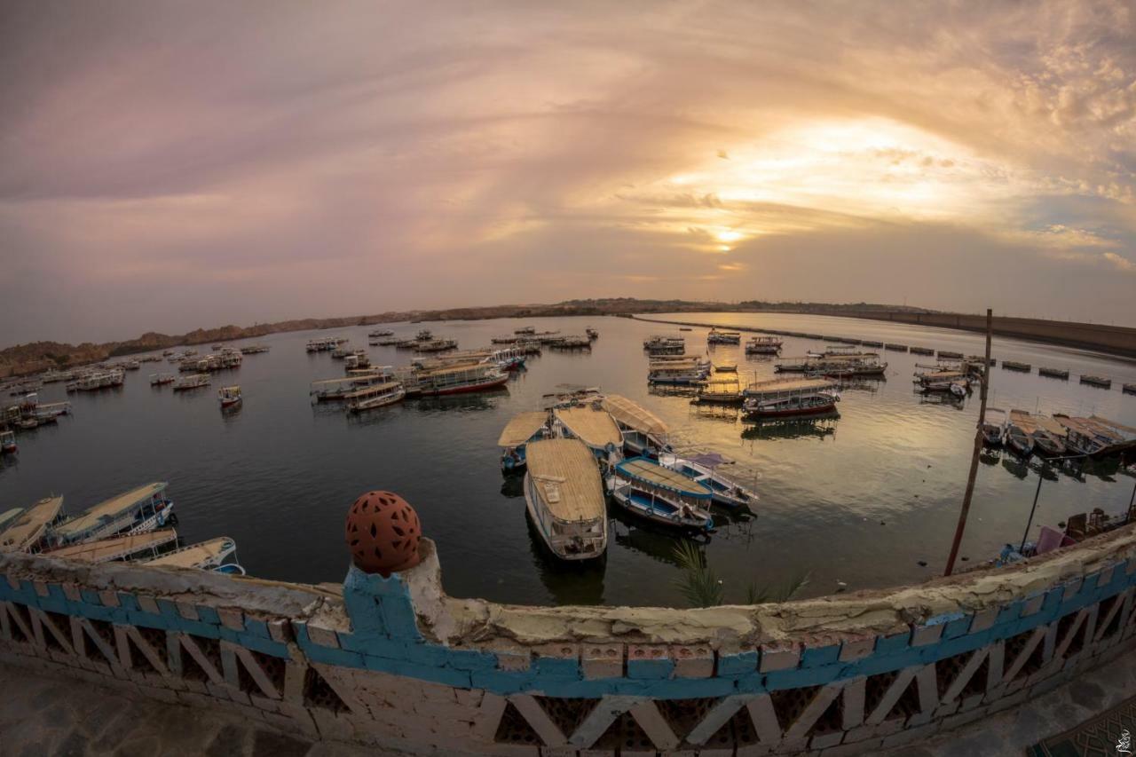 Takela Kato Guest House Aswan Bagian luar foto